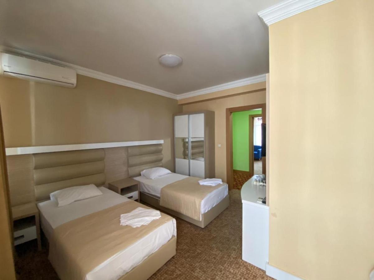 Hotel Genatsvale 巴统 外观 照片