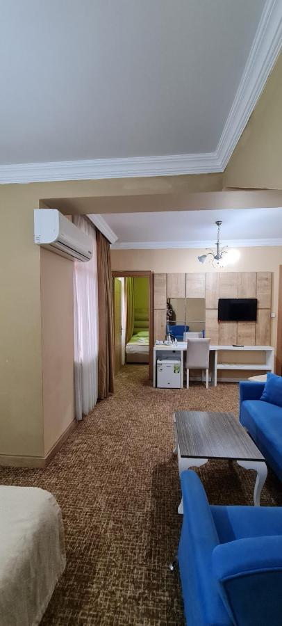 Hotel Genatsvale 巴统 外观 照片