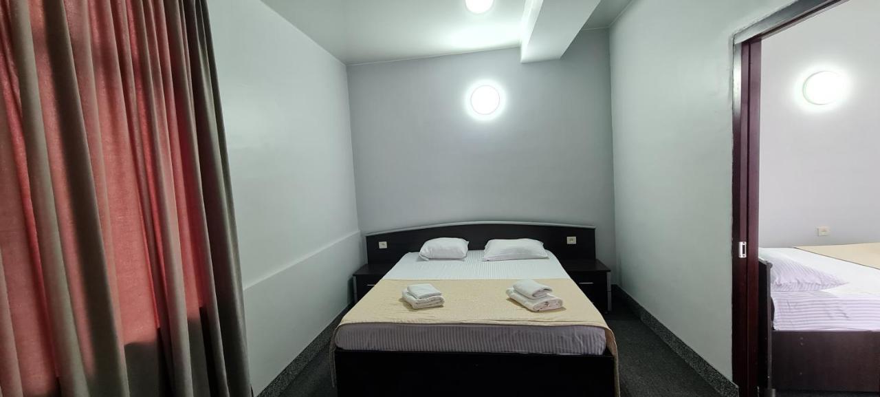 Hotel Genatsvale 巴统 外观 照片