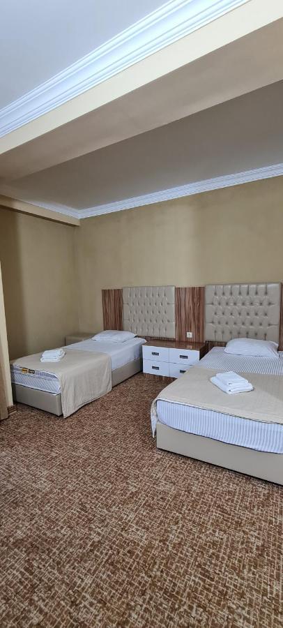 Hotel Genatsvale 巴统 外观 照片