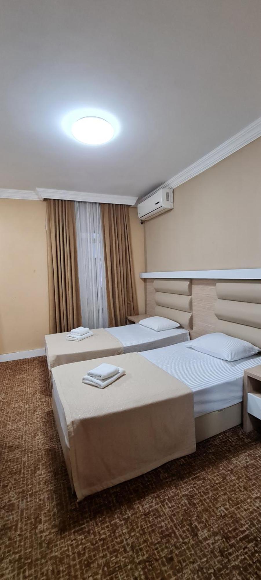 Hotel Genatsvale 巴统 客房 照片