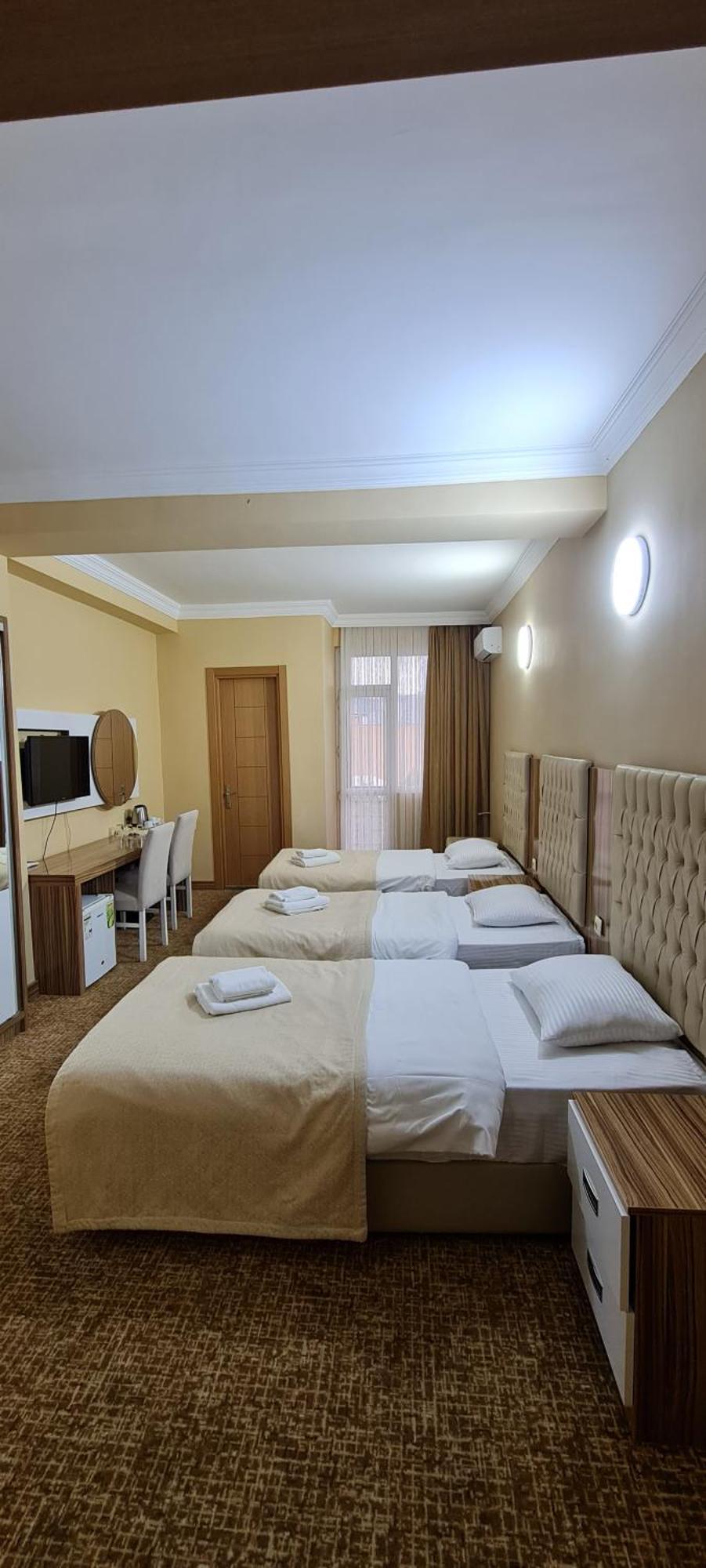 Hotel Genatsvale 巴统 客房 照片
